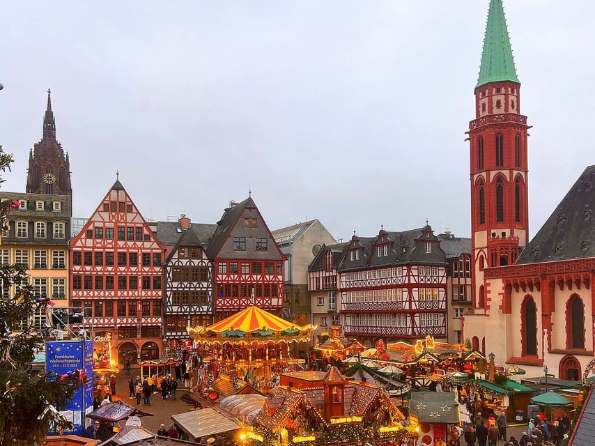 Frankfurt: Christmas Market & Old Town Tour 60 min-daily 16:00-in German - Frankfurt Cathedral and the final Old Town sights