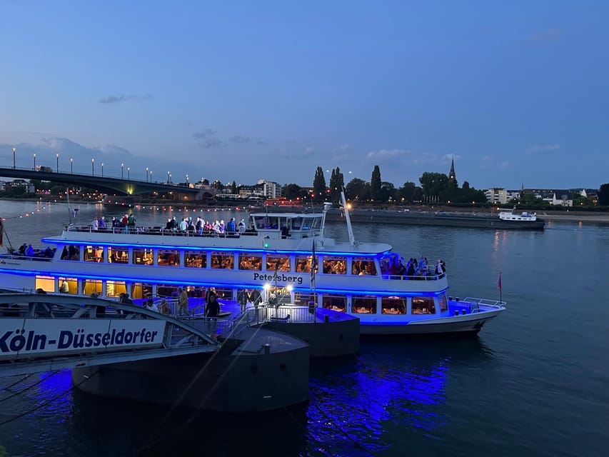From Bonn: Christmassy Advent Cruise on the Rhine - Christmas decoration and the feel on board