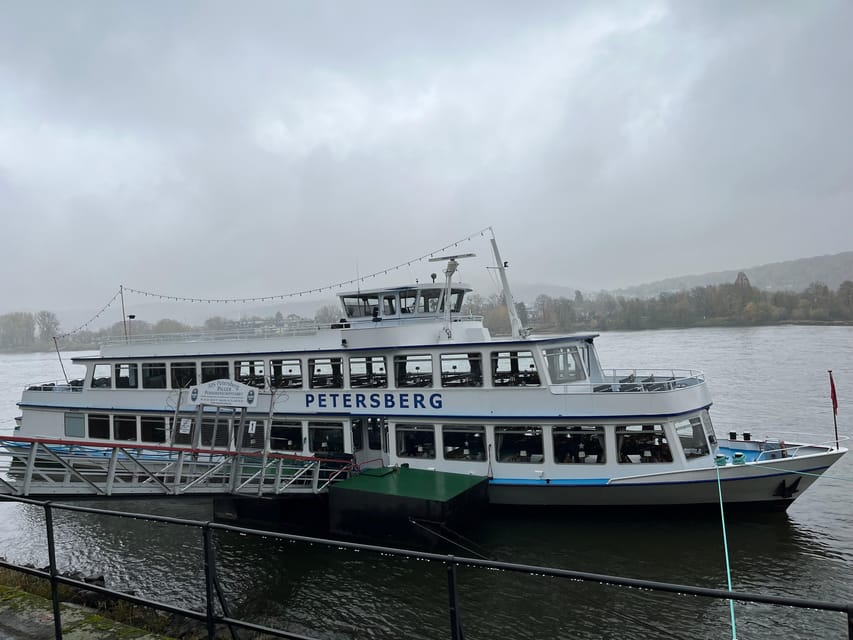 From Bonn: Christmassy Advent Cruise on the Rhine - German-language hosting and what that means for you