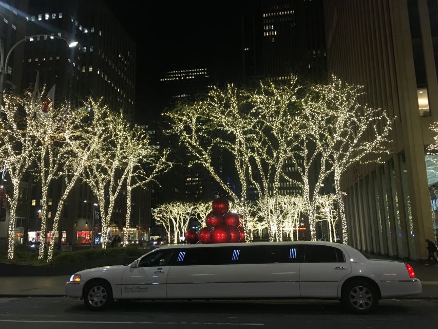 From Manhattan: Private Brooklyn Christmas Tour by Limousine - Leaving Manhattan in a private limousine