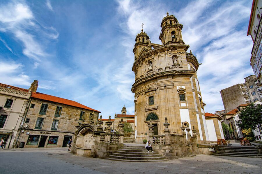 From Santiago: Christmas Lights of Vigo And Pontevedra - Vigo after dark: lights, markets, and free time