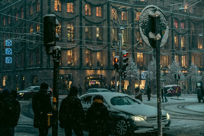 Guided Stockholm Christmas Tour - Starting with Stockholm’s Christmas heart at Stortorget
