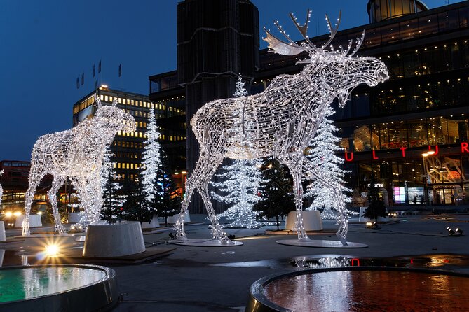Guided Stockholm Christmas Tour - Walking Prästgatan and the lanes of Gamla Stan