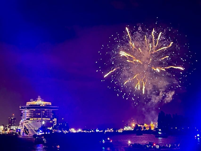 Hamburg: New Years Eve Harbour Cruise - Who Will Enjoy This New Year’s Eve Ride?