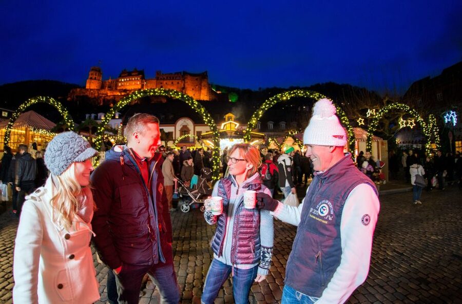 Heidelberg: 1.5-Hour Christmas Market Walking Tour - Hearing regional Christmas traditions in German