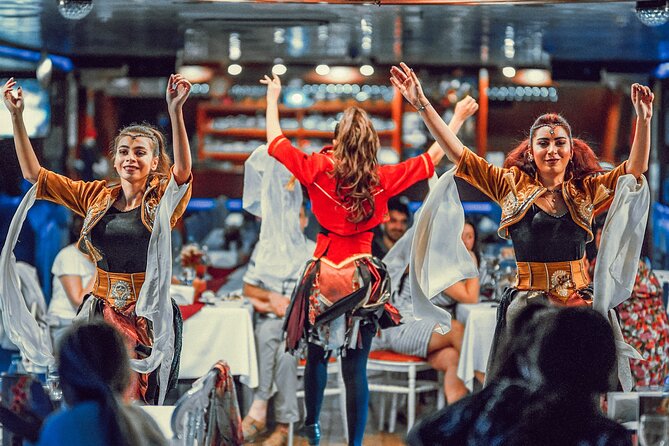 Istanbul New Year's Eve Dinner Cruise With Fireworks Shows 2026 - Who should book this cruise?