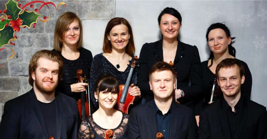 Krakow: Christmas Music Concert With Wine - A Christmas concert inside an old Krakow house