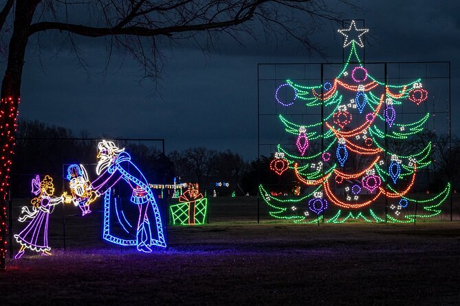 LIghts of Joy Christmas Light Drive-Thru - Why a drive-through works well in Branson