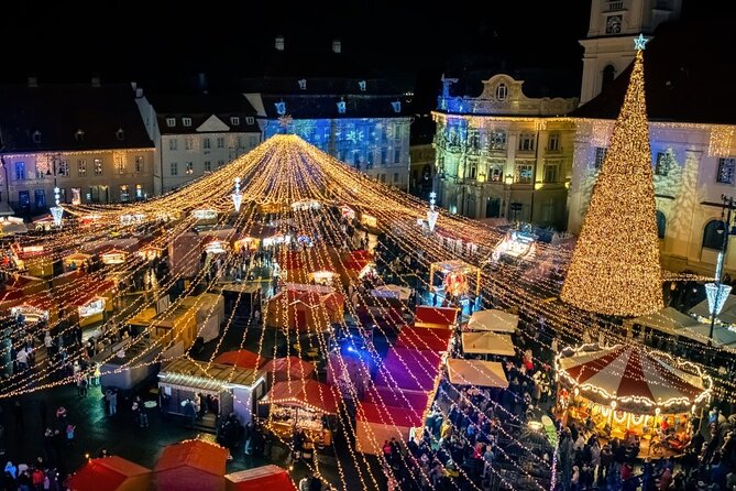 Lisbon: Christmas Lights by Tuk Tuk - Christmas songs, comfort, and the private format