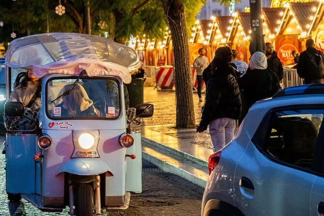 Lisbon Christmas Lights Tuk-Tuk Tour with Local Guide - Eduardo VII Park and Avenida da Liberdade