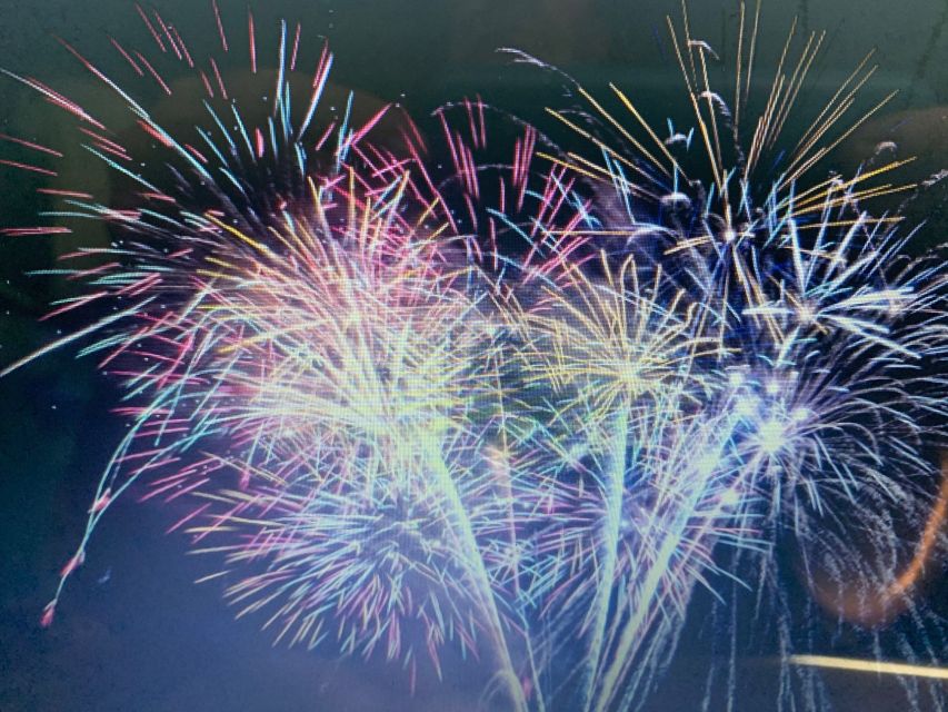 Lisbon: New Year's Eve Fireworks Sail Boat Tour - Food, drinks, blankets, and the practical comforts
