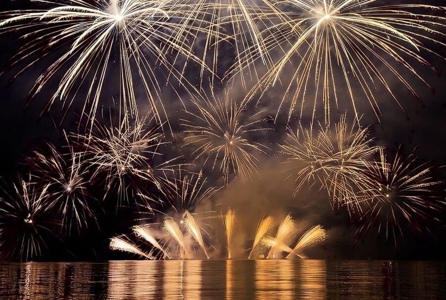 Lisbon: New Year’s Eve Fireworks Tagus River Sailing Cruise - From Time Out Market to Bairro Alto