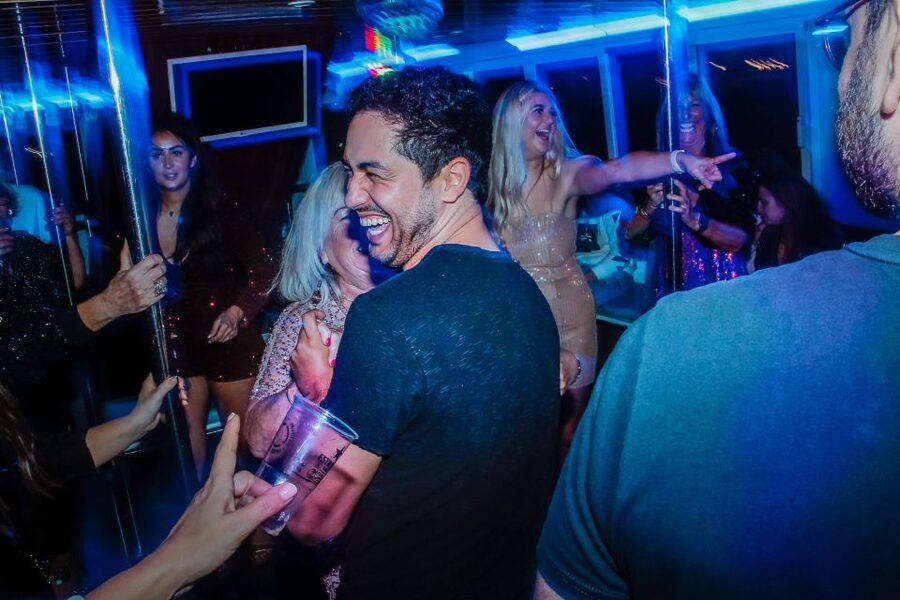 Lisbon: New Year's Eve with Live Dj Fireworks and Open Bar - Who will enjoy this boat party most