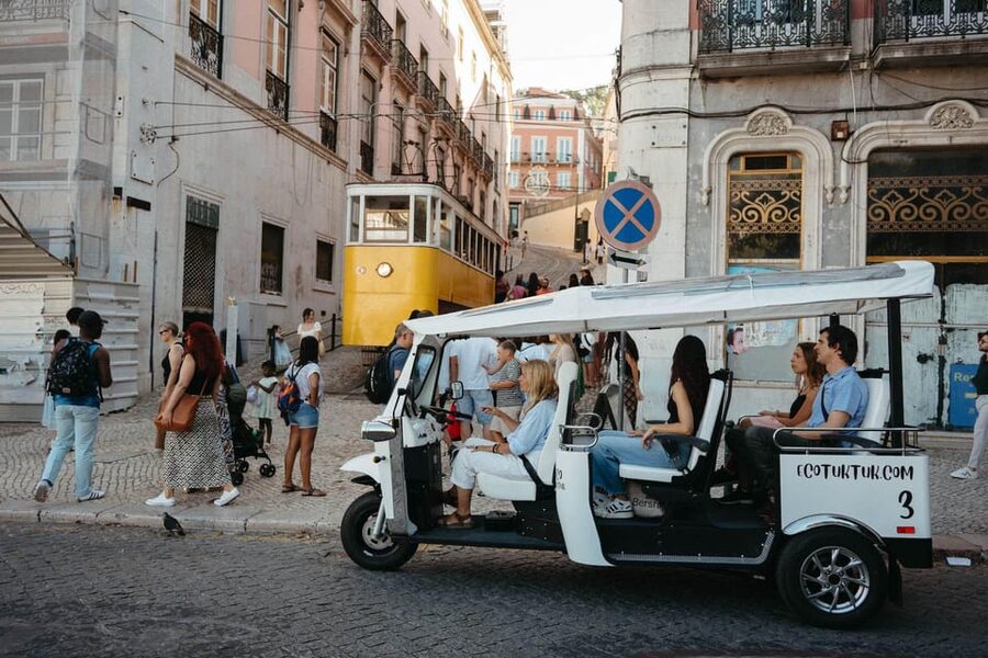 Lisbon: Private Christmas Lights Tour by Eco Tuk Tuk - Booking flexibility and practical value