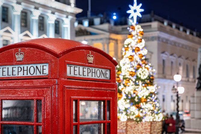 London Christmas Day 1 Day Hop-on Hop-off Bus Tour - Notting Hill Gate for a flexible stop