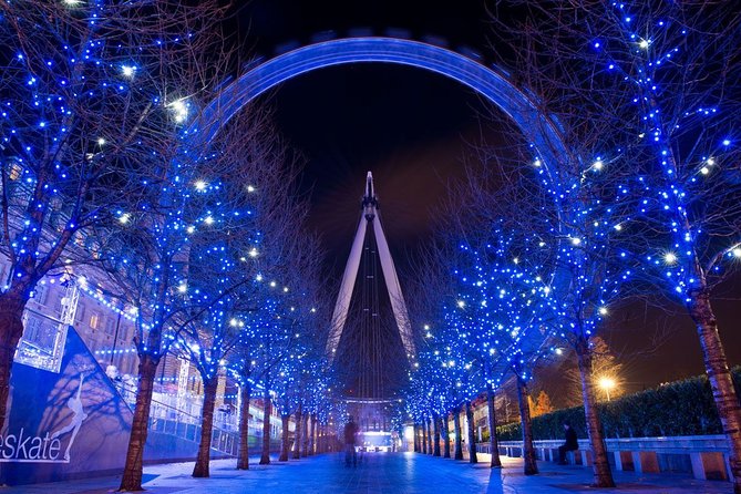London Christmas Eve Illuminations Guided Tour by Night - What this Christmas Eve coach ride is really like