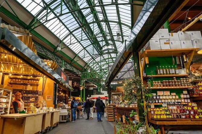 London Christmas Lights and Markets Walking Tour - What the $151.17 price really covers