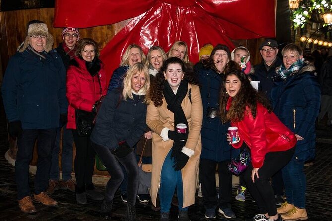London Christmas Lights Guided Walking Tour - Why London’s Christmas lights work best on foot