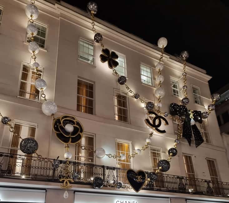 London: Christmas Lights Guided Walking Tour Small Group - Regent Street, the visual centerpiece