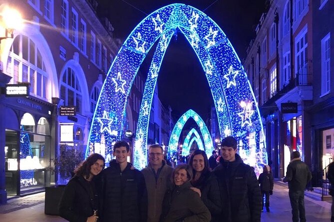 London Christmas Lights Private Tour by Traditional Black Cab - Big Ben, Westminster, and royal London