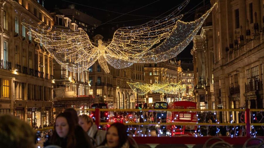 London: Christmas Lights Santa Sleigh Open-Top Tour - Is $43 a fair price?