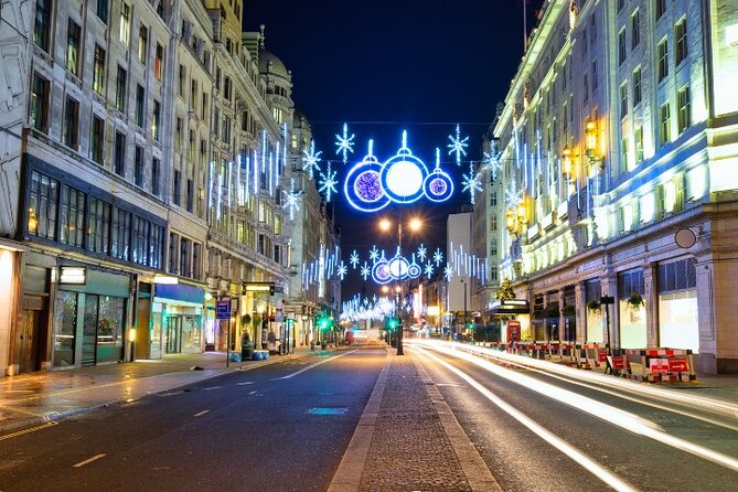 London: Christmas Lights Self Guided Walking Tour - Starting on the Strand