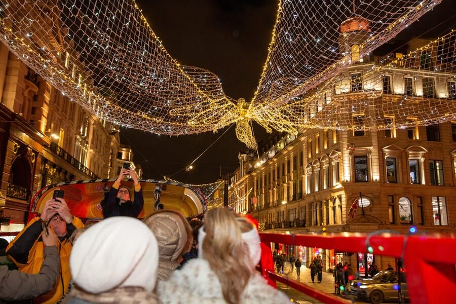 London: Christmas Lights Tour by Vintage Double-Decker Bus - Who should take this Christmas lights tour?
