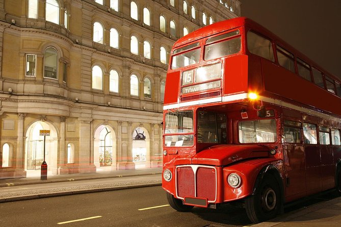 London Christmas Lights Tour by Vintage Double-Decker Bus - Big Ben, Parliament, Westminster Abbey, and Downing Street