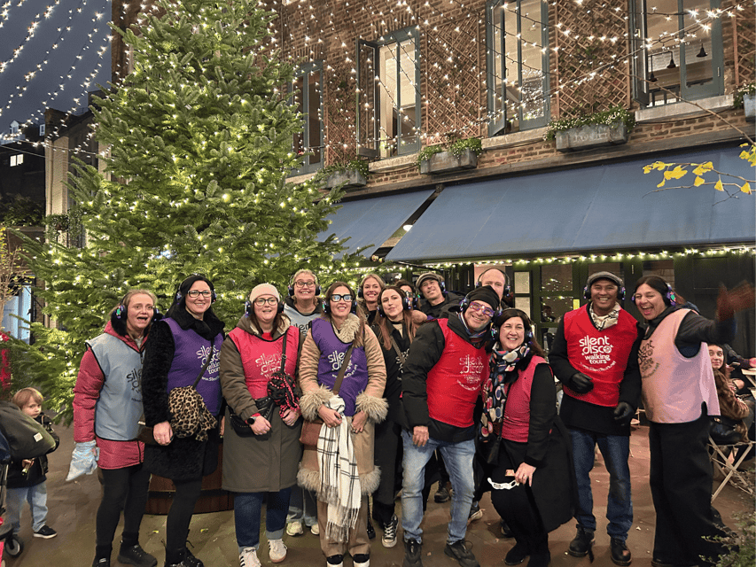 London: Christmas Lights Tour - With Christmas Music - Starting at the Marquis of Granby