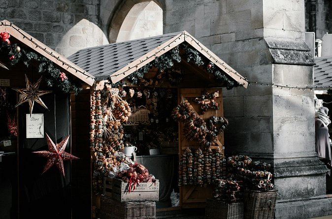 London: Christmas Market Tours in Salisbury and Winchester - What the $124.77 price buys you