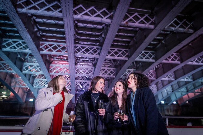 London: Christmas Party Dinner Cruise - Dinner: festive idea, inconsistent delivery