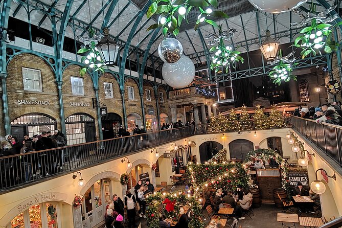 London Christmas Sparkle Private Walking Tour - How demanding is the walk?