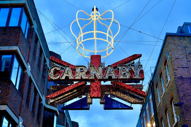 London Exclusive Christmas Lights Guided Tour by Black Cab - Why a black cab makes sense for London at Christmas