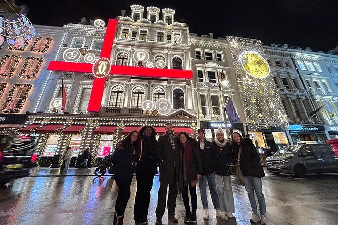 London Magical Christmas Walking Tour with Guide - Covent Garden, the Churchill and Roosevelt sculpture, and markets