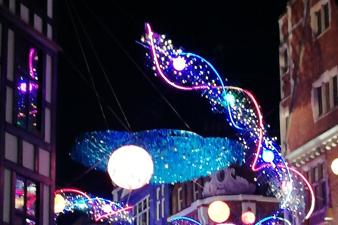 London Private Christmas Lights Walking Tour with Local Guide - Seven Dials and Covent Garden finish