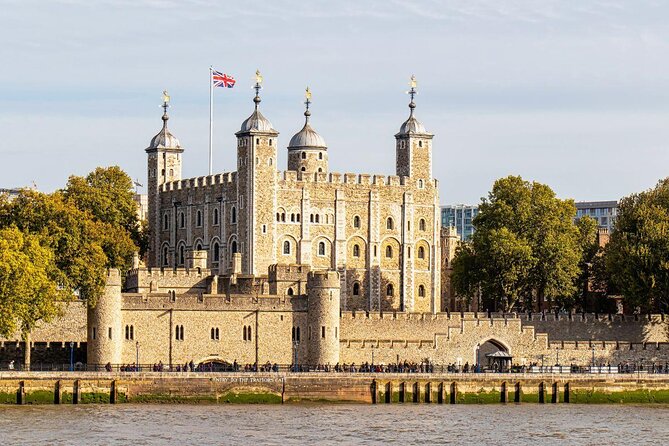 London Sights and Sounds on Christmas Day Afternoon Guided Tour - Key points to know before booking