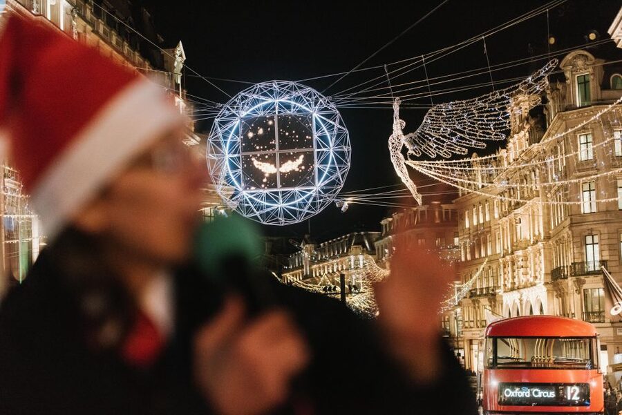 London: Tootbus Christmas Lights Tour incl walking tours - Regent Street: the route’s signature light display