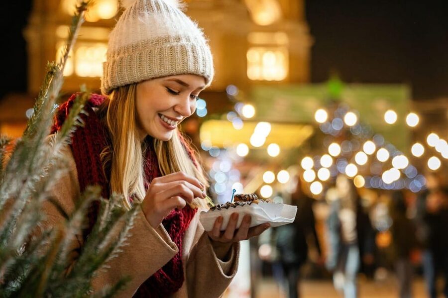 Luxembourg: Christmas Market Food Tour with Tastings - Three Christmas markets, seven chances to taste