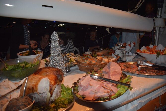 Luxury Sydney Harbor New Years Eve Fireworks Dinner Cruise 2026-7 - Should you book the Sydney Sundancer cruise?
