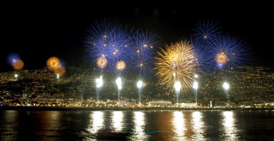 Madeira: New Years Eve Fireworks Catamaran Cruise - Who will enjoy this Madeira New Year cruise?