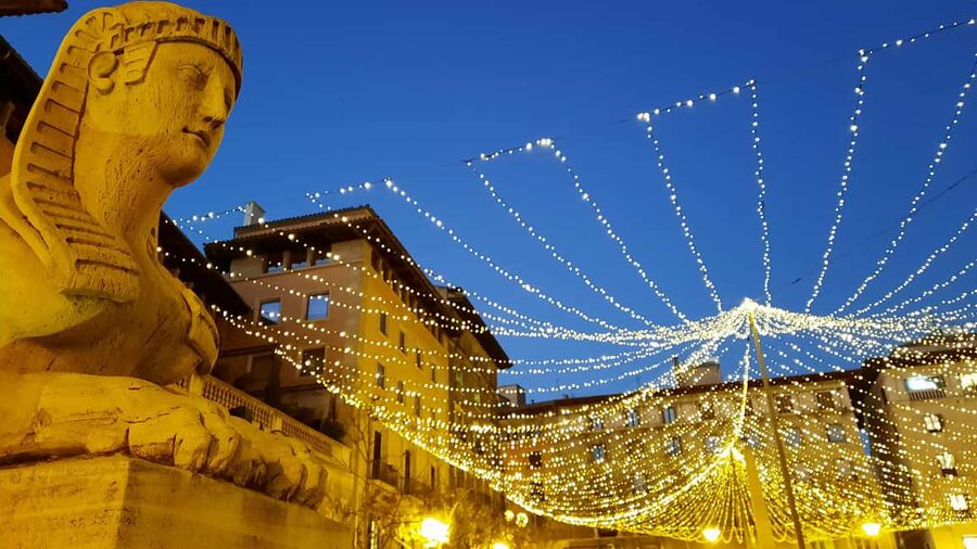 Mallorca: Palma’s Winter Magic City Walk with Christmas Glow - Meeting near Lennox The Pub