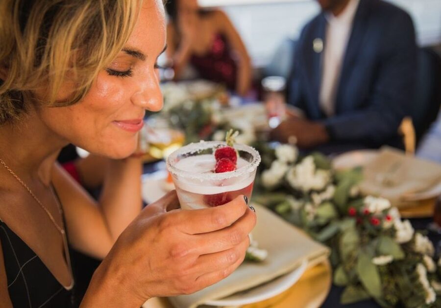 Marina Del Rey: Christmas Eve Buffet Brunch or Dinner Cruise - Why the dinner menu feels more like Christmas