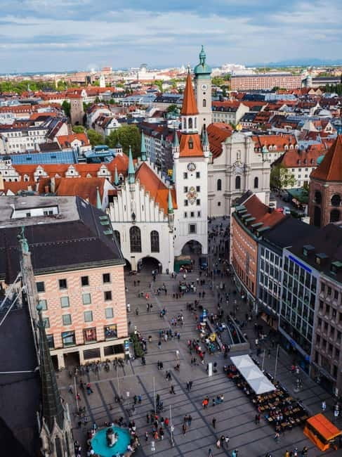 Munich Premium Christmas Market Hopping with Sightseeing Tour - What the $58 price really covers