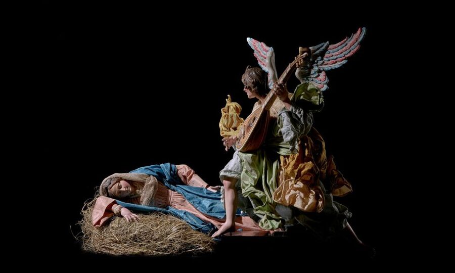 Naples: the magic of Christmas and Nativity scenes - Walking Toward San Gregorio Armeno