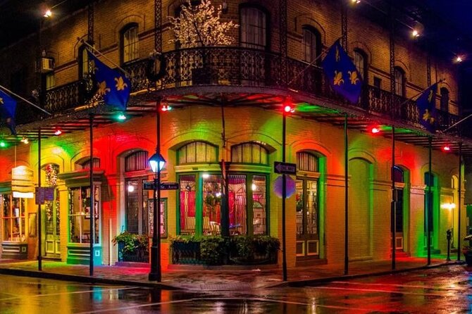 New Orleans French Quarter: Seasonal Christmas Tour - Bar stops and the family question