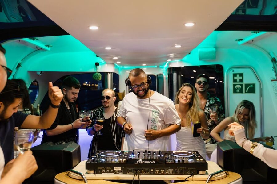 New Year’s Eve Luxury Boat – DJ, Buffet & Open Bar - Is $293 good value?