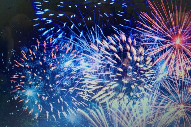 New Year's Eve on a Sailboat with Fireworks display in Lisbon - Starting at Alcântara Gate 1 at 11 p.m.