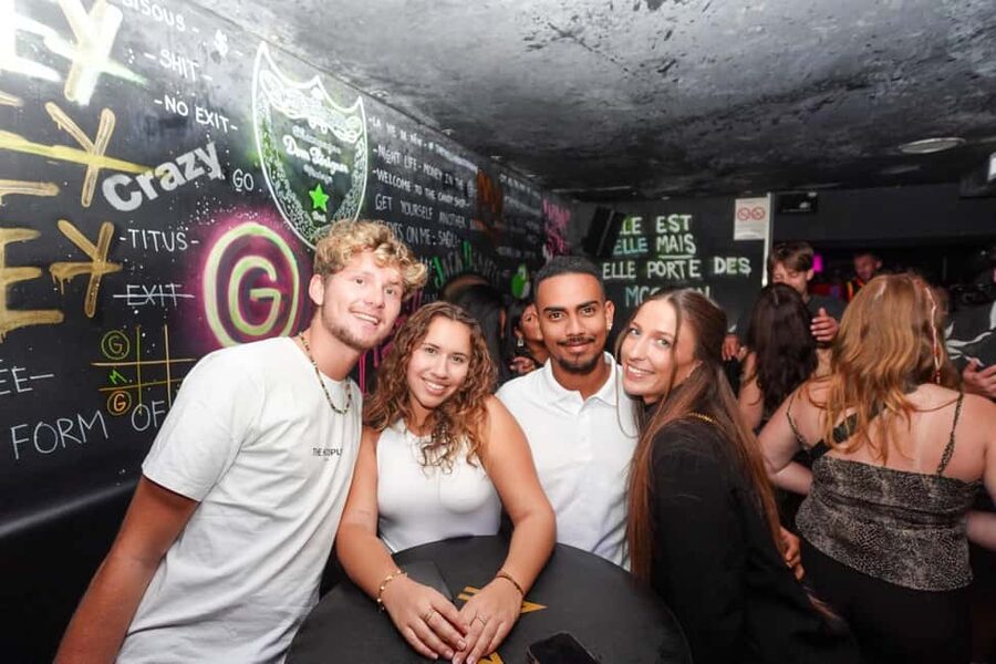 New Year’s Eve Party: Pub Crawl Nice with VIP Entry in Club - Key points to know before booking