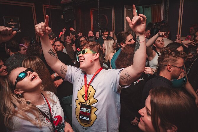 New Year's Eve Pub Crawl With 2 Hour Unlimited Alcohol + VIP Entry To Best Clubs - Key points to know before booking