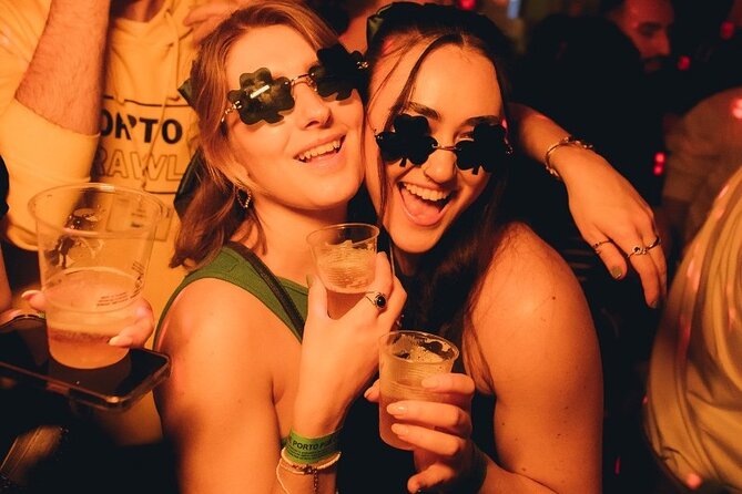 New Years Eve Porto Crawl: 7 drinks, Games, Fun & VIP club entry - Champagne and fireworks at midnight